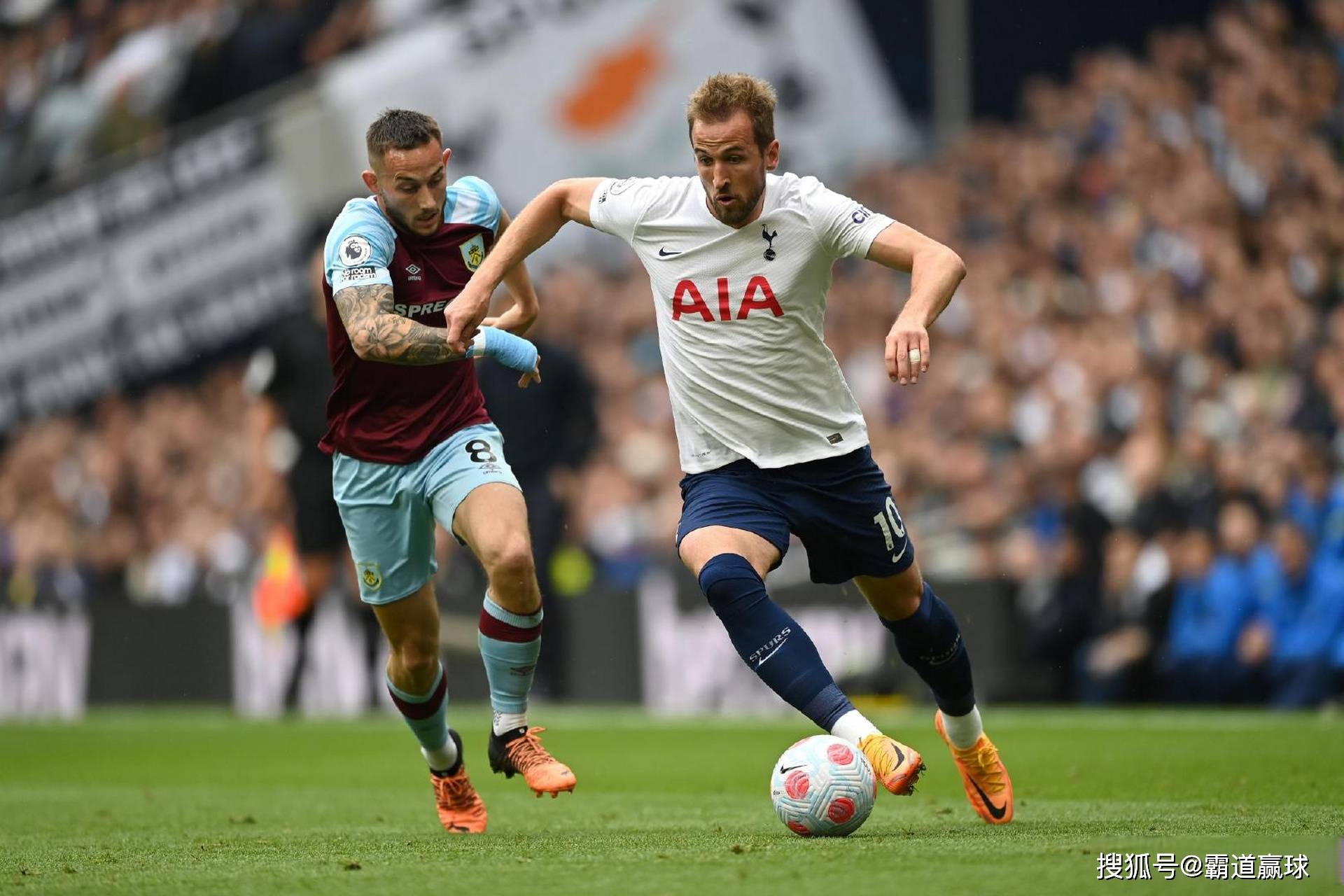 九游体育官方入口包含加时末段英超传出新动向，托特纳姆造点机会，管理层表态——引发热议，赛程密集仍需轮换的词条